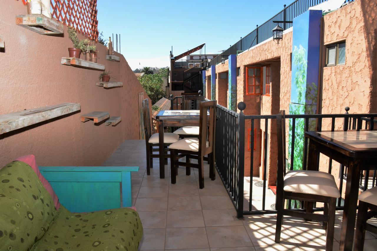 לה סרנה Hostal Valle Mistral מראה חיצוני תמונה